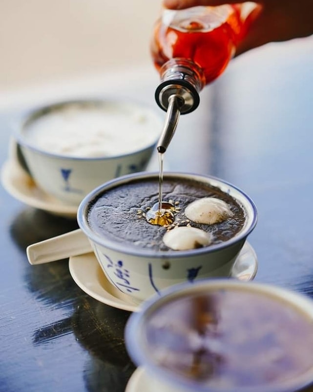 食糖水 Sek Tong Shui